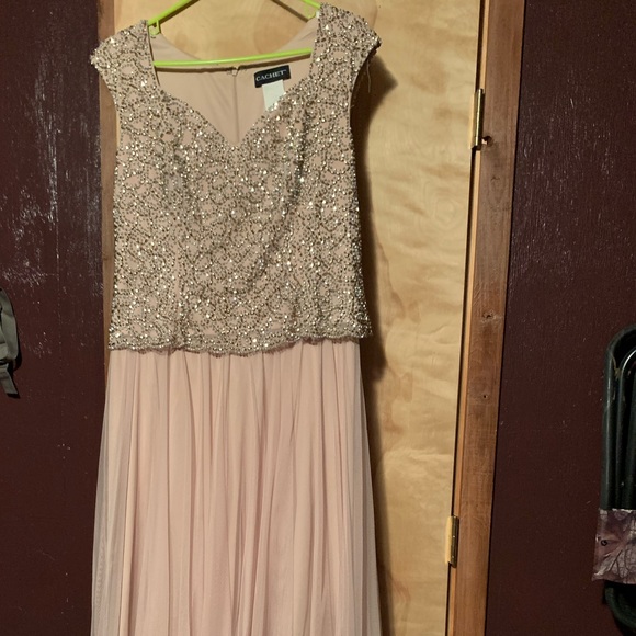 Prom Dress - Picture 2 of 3